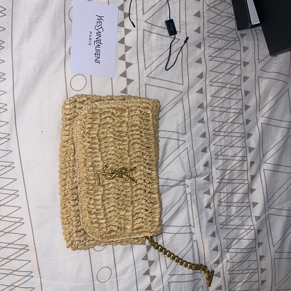 Yves Saint Laurent Icare in Raffia - Picture 16 of 16